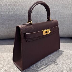 19CM Classic Epsom Top Handle Mini Bag - Oxblood